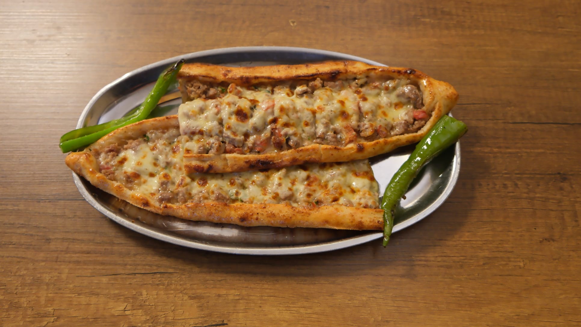 Kuşbaşı Kaşarlı Pide