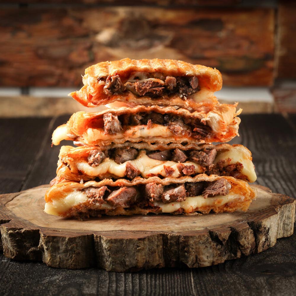 Sucuklu Tost