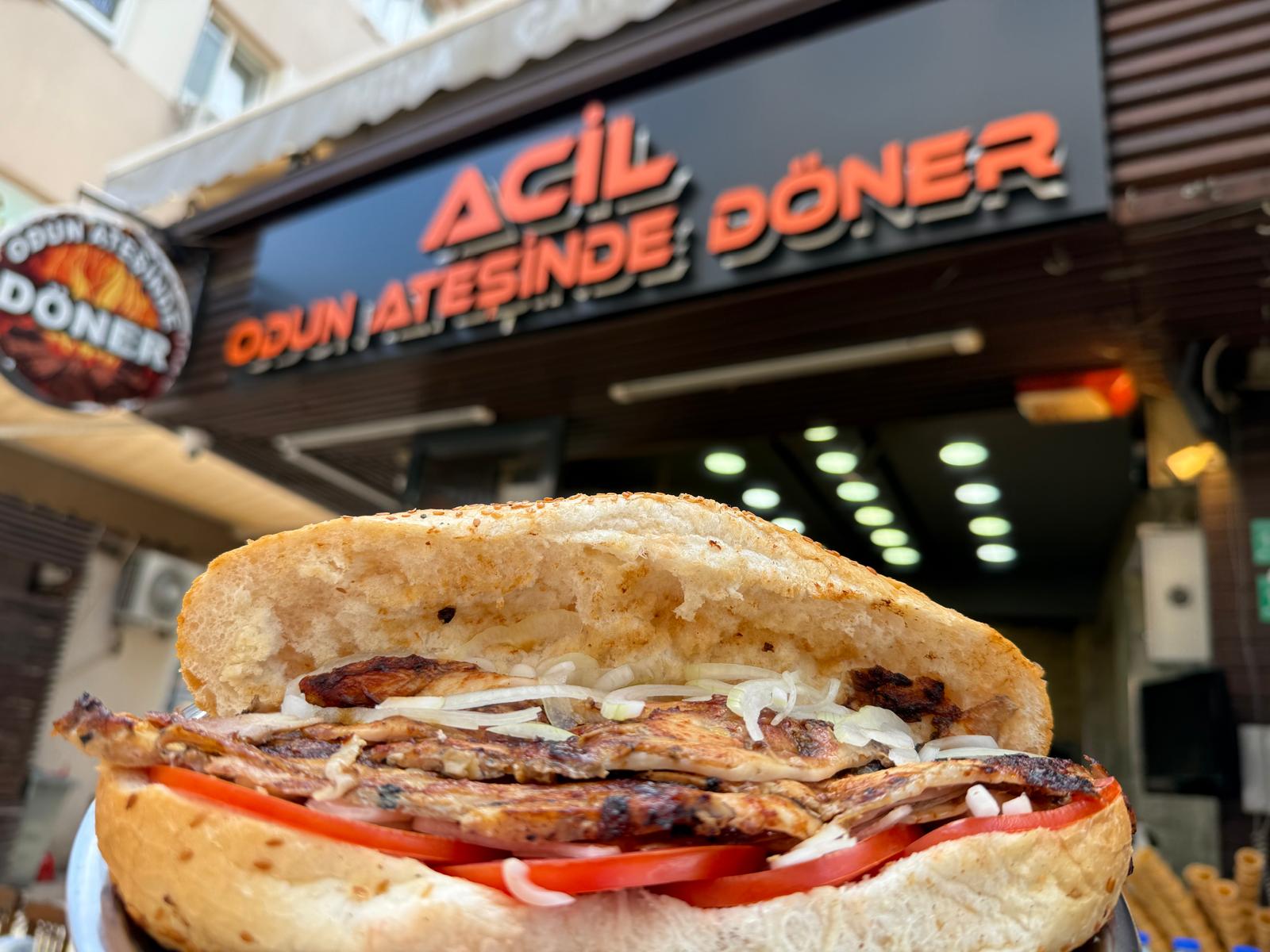 Acil Odun Ateşinde Döner Logo